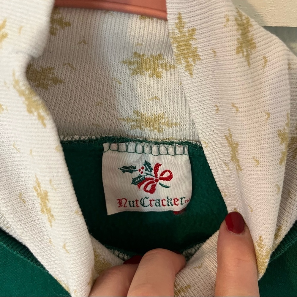 Vintage Nutcracker Women's XL Penguin Winter Turtleneck Sweatshirt. - Picture 4 of 9